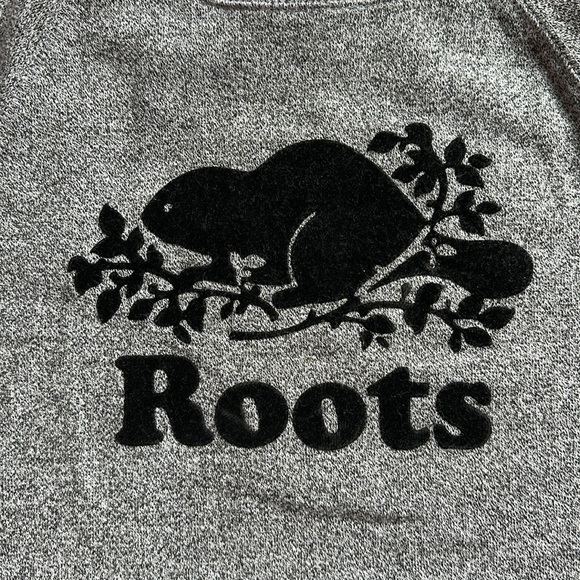 ROOTS 🔥 Canada Crewneck Gray Sweatshirt Sz XXS - Picture 2 of 6